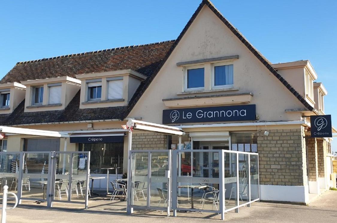 Les Volets Bleus-charmante Maison Entierement Equipee Face A La Pour 2 A 6 Personnes * Bernieres-sur-Mer