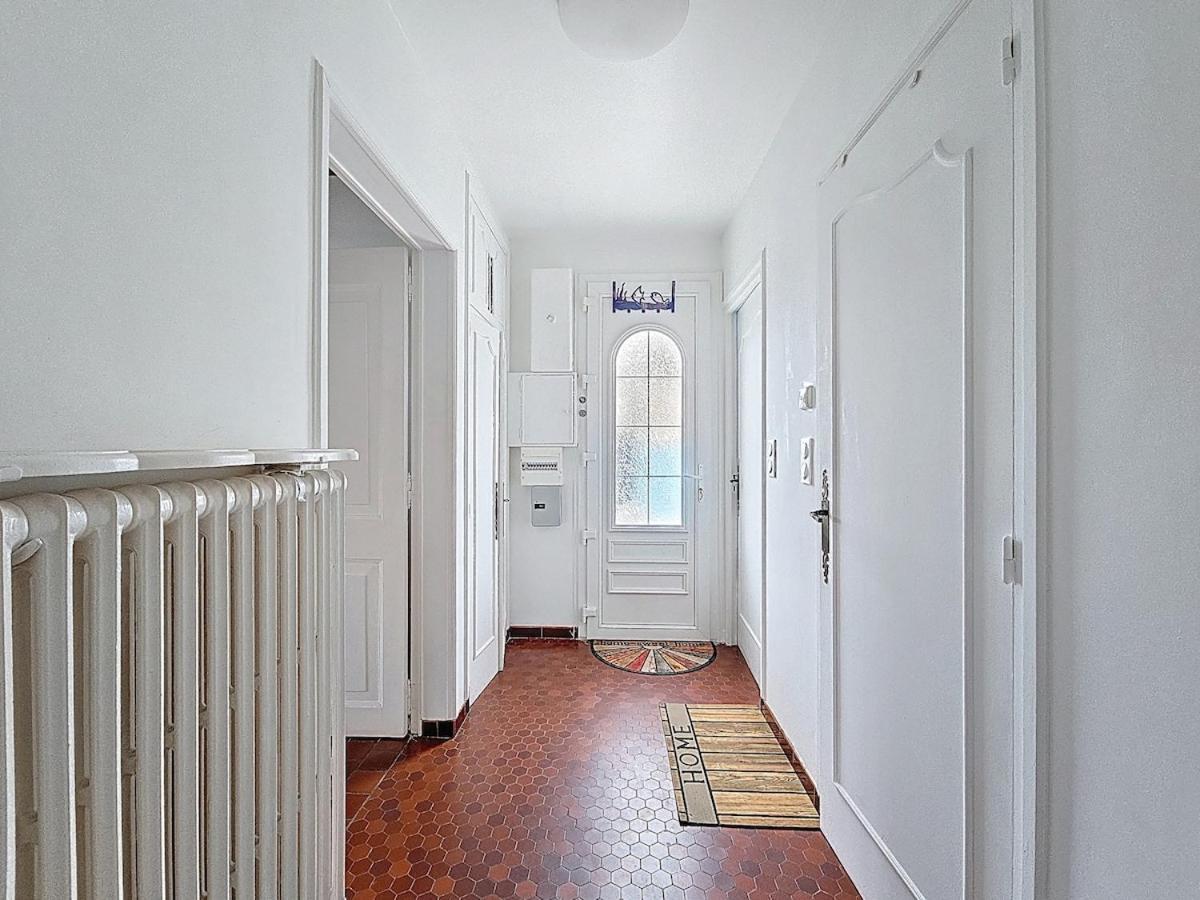 Les Volets Bleus-charmante Maison Entierement Equipee Face A La Pour 2 A 6 Personnes Holiday home