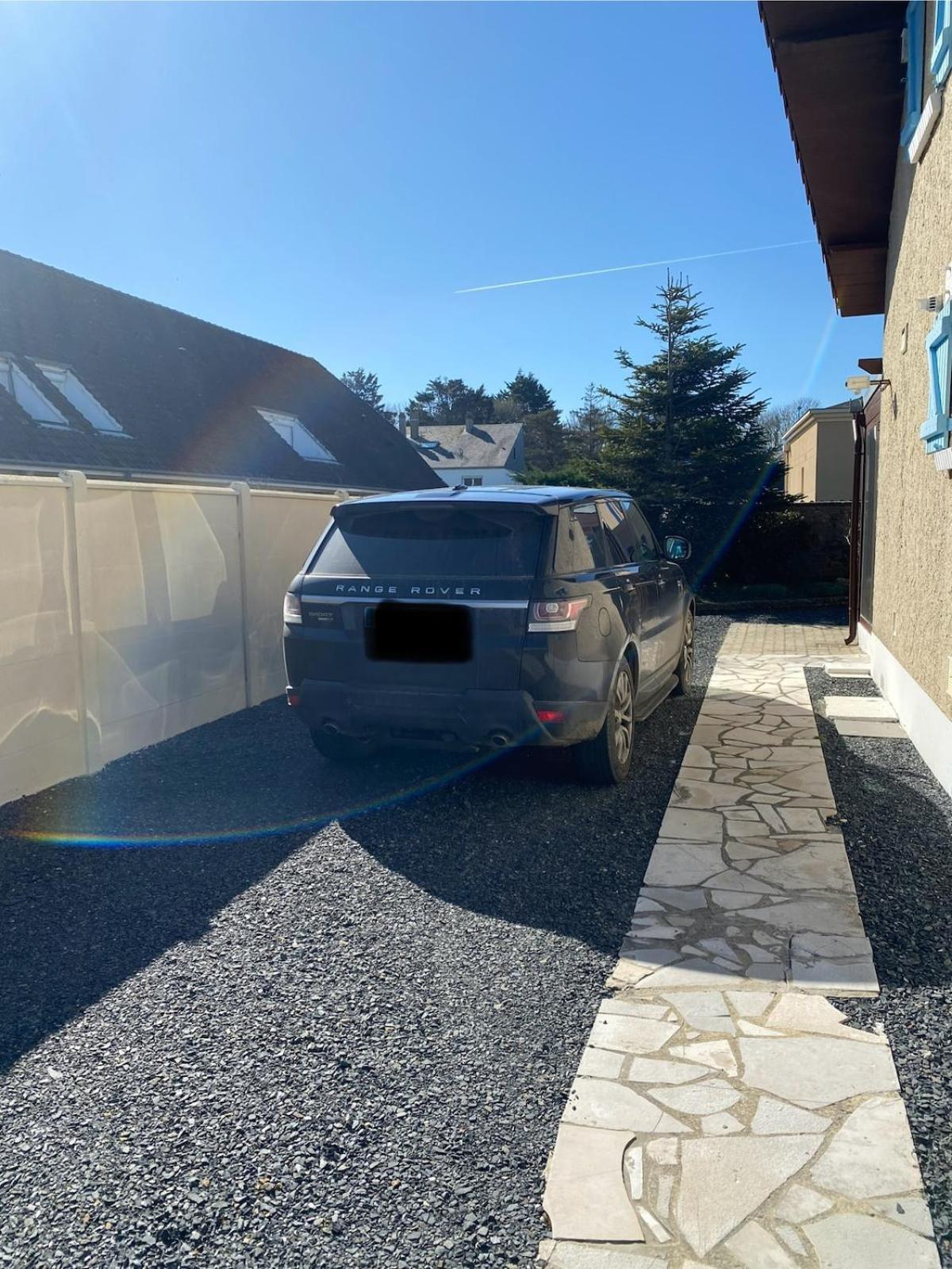 Les Volets Bleus-charmante Maison Entierement Equipee Face A La Pour 2 A 6 Personnes *